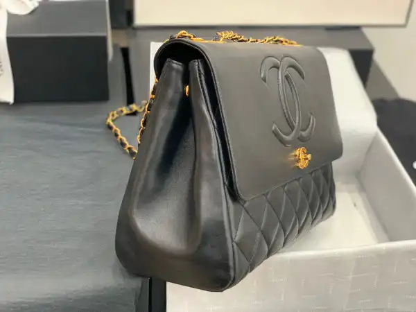 CHANEL FLAP BAG LAMBSKIN