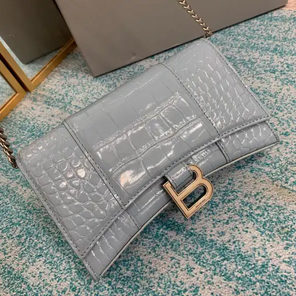 Firstbag Ru BALENCIAGA  HOURGLASS CHAIN BAG