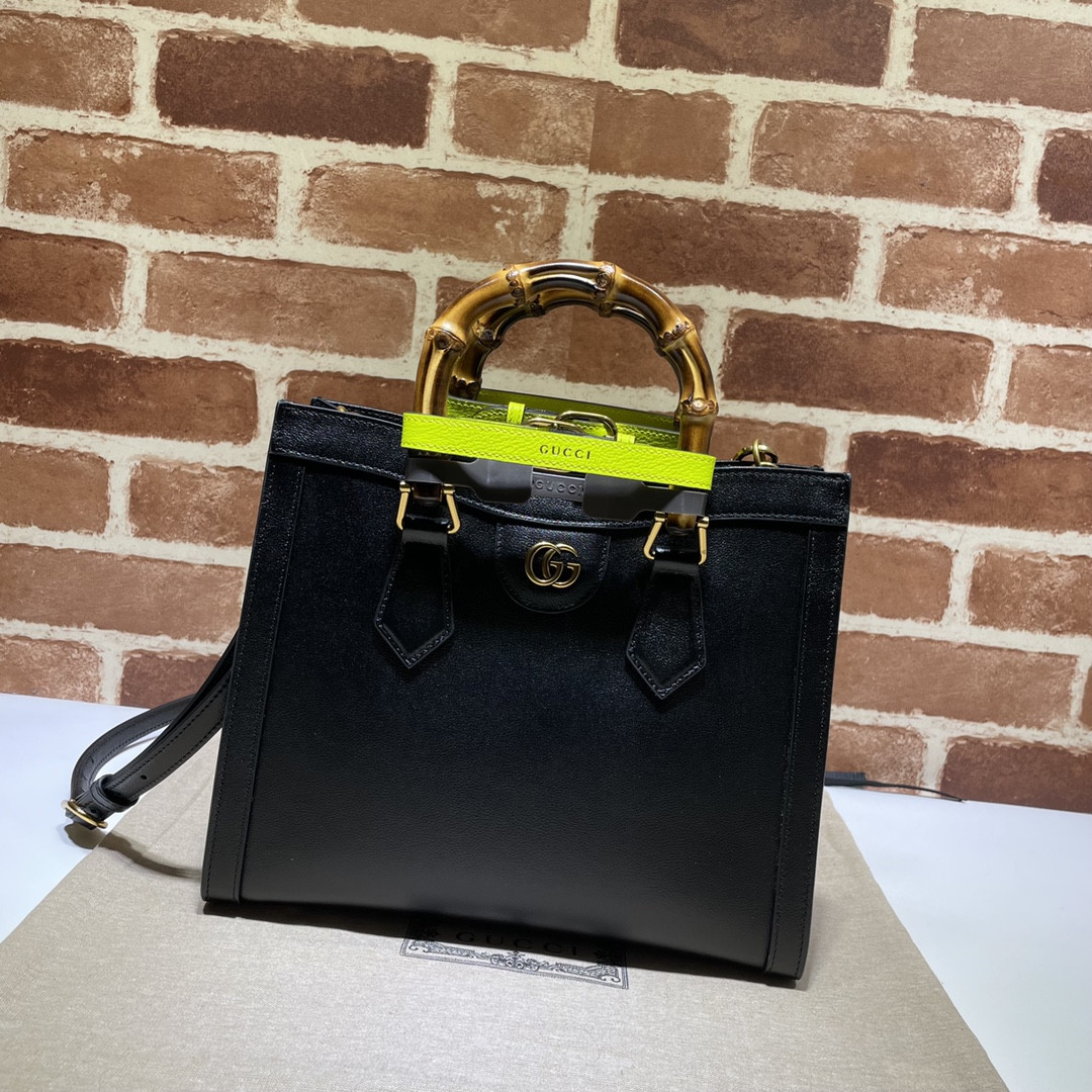 HOT SALE Gucci Diana small tote bag