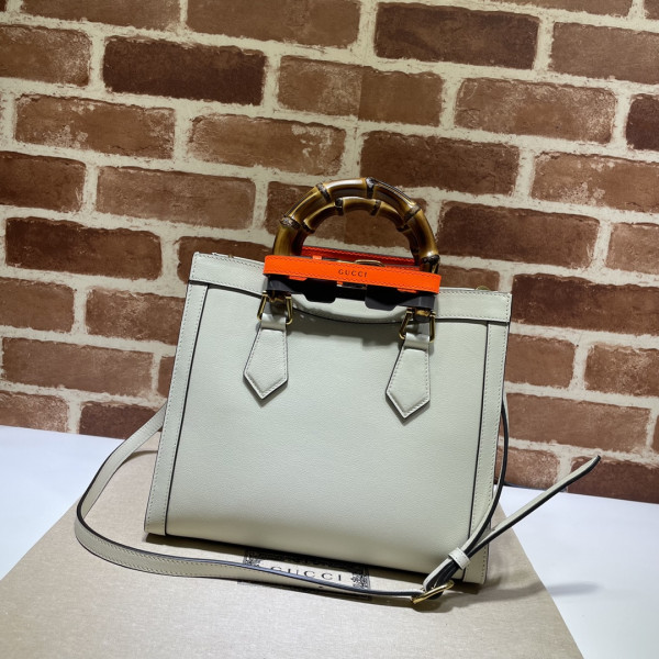 HOT SALE Gucci Diana small tote bag