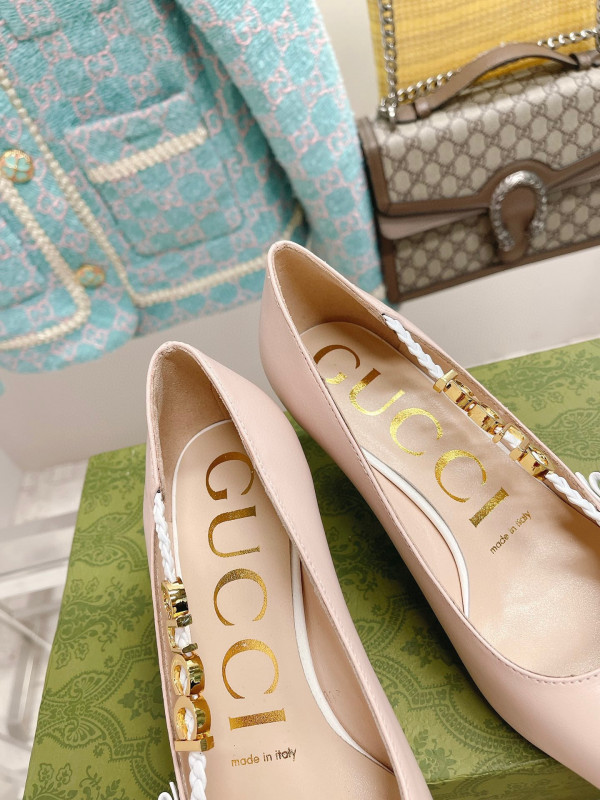 HOT SALE GUCCI Women's pump with 'GUCCI'