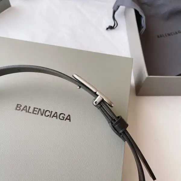 Bagsoffer yupoo BALENCIAGA BELT