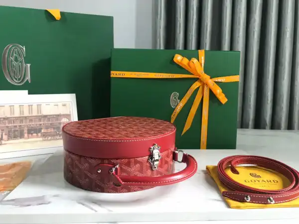 First bag ru GOYARD The Alto Hatbox Trunk Bag