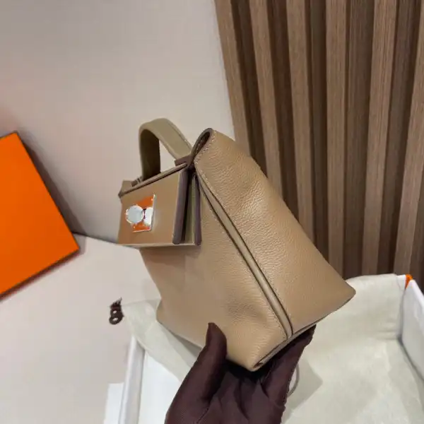 First bag ru HERMES SWIFT 24 24 21