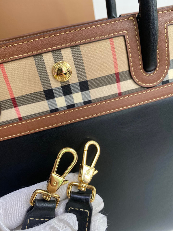 HOT SALE BURBERRY Small Vintage Check Two-handle Title Bag