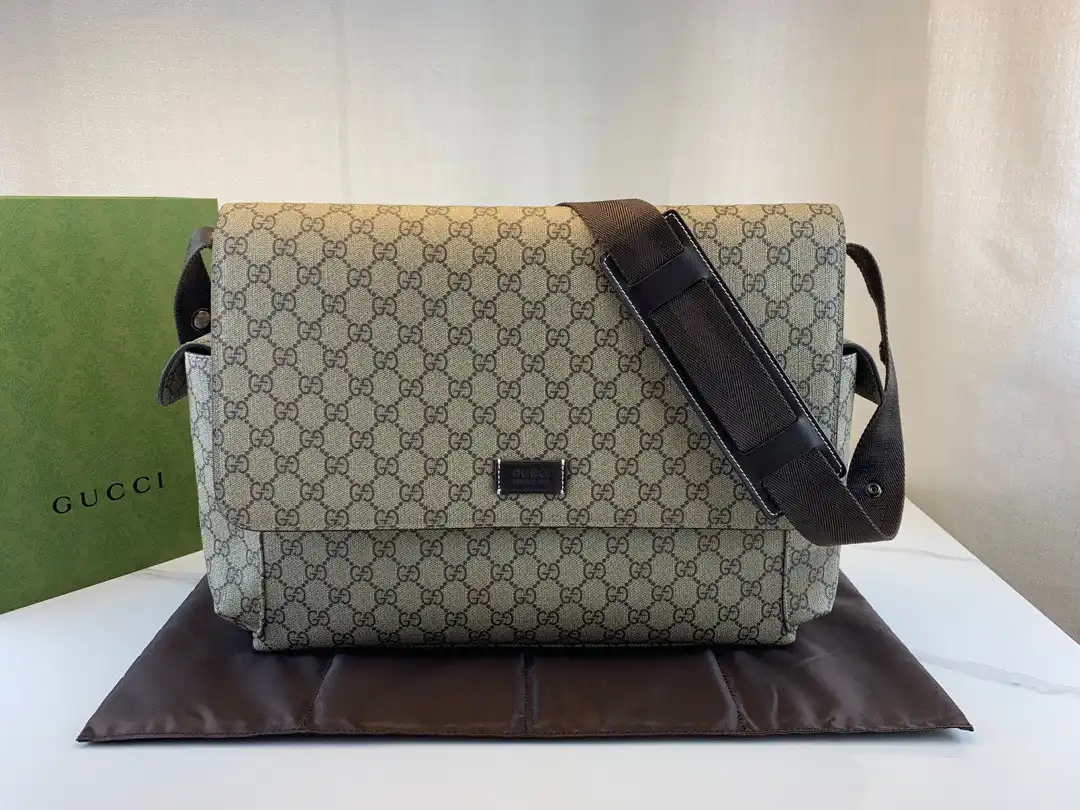 First bag ru GUCCI GG plus diaper bag