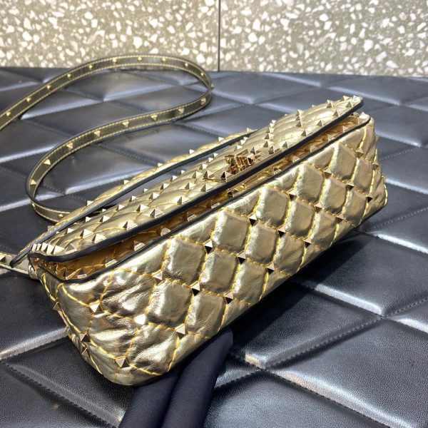 HOT SALE VALENTINO ROCKSTUD SPIKE SHOULDER BAG IN CRACKLE-EFFECT METALLIC