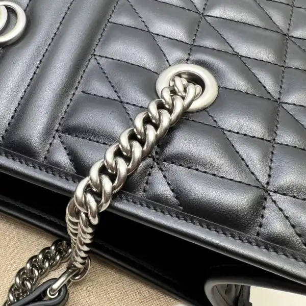 Cheap GUCCI GG Marmont medium tote bag