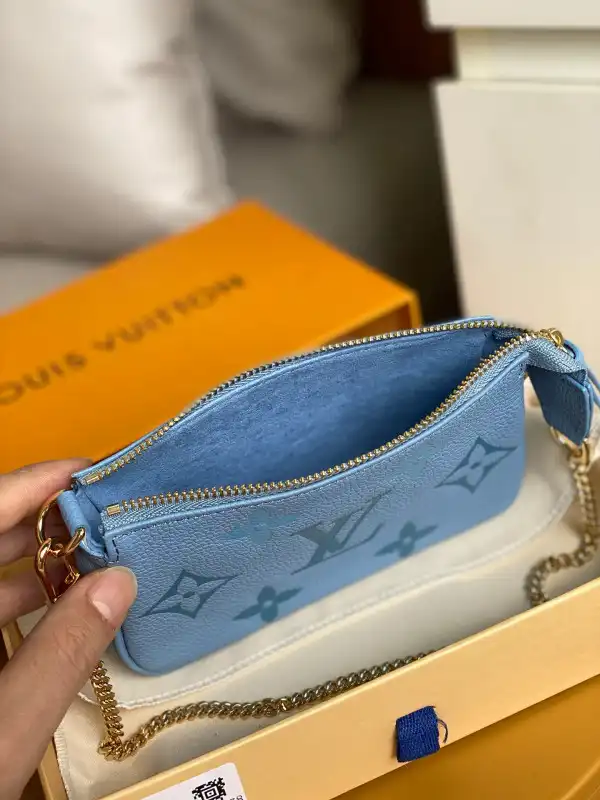 Aaa replica ru LOUIS VUITTON MINI POCHETTE ACCESSOIRES