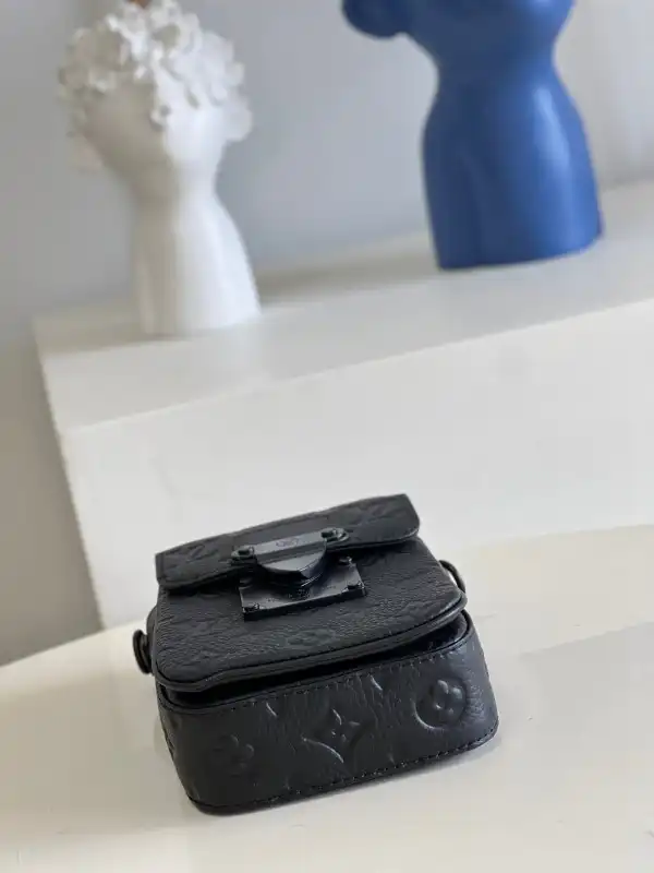 LOUIS VUITTON S-LOCK VERTICAL WEARABLE WALLET