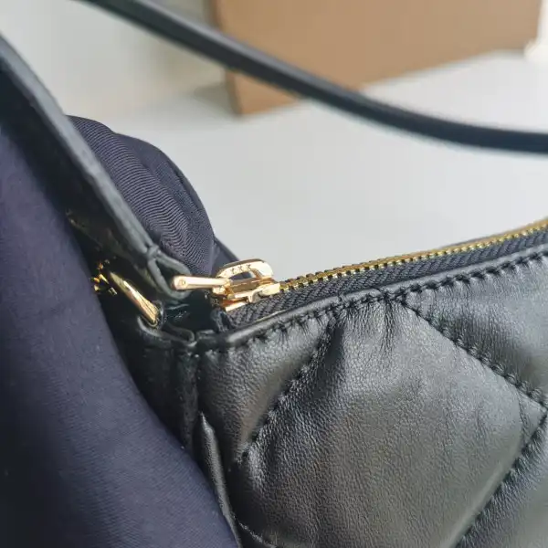 BURBERRY Olympia Pouch