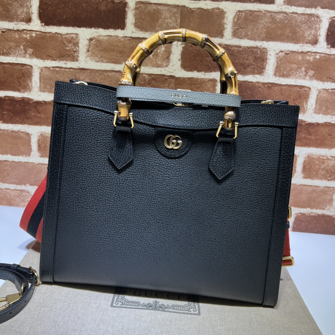 HOT SALE Gucci Diana medium tote bag