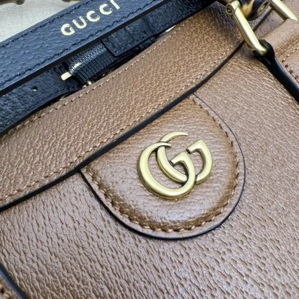 Gucci Diana medium tote bag