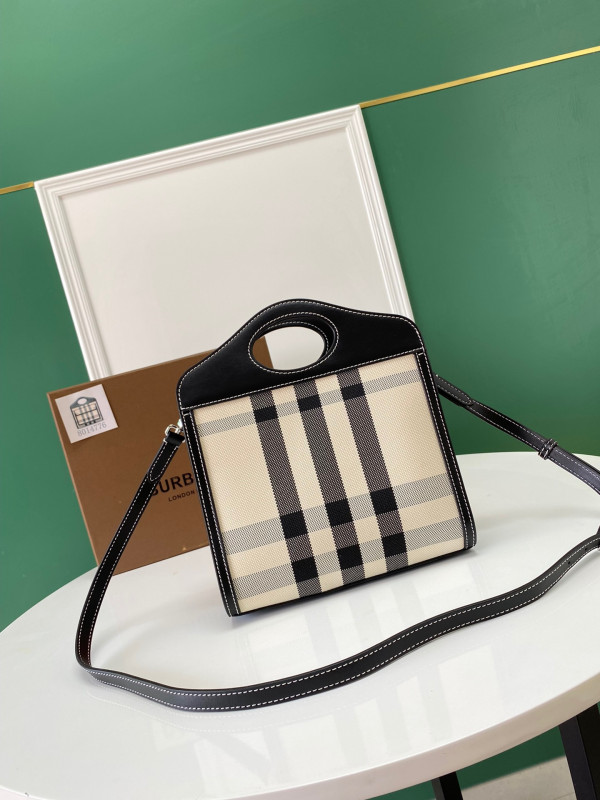 HOT SALE BURBERRY Pocket Bag