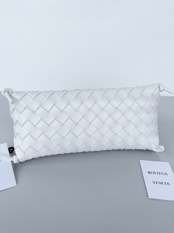 HOT SALE BOTTEGA VENETA Pouch On Strap