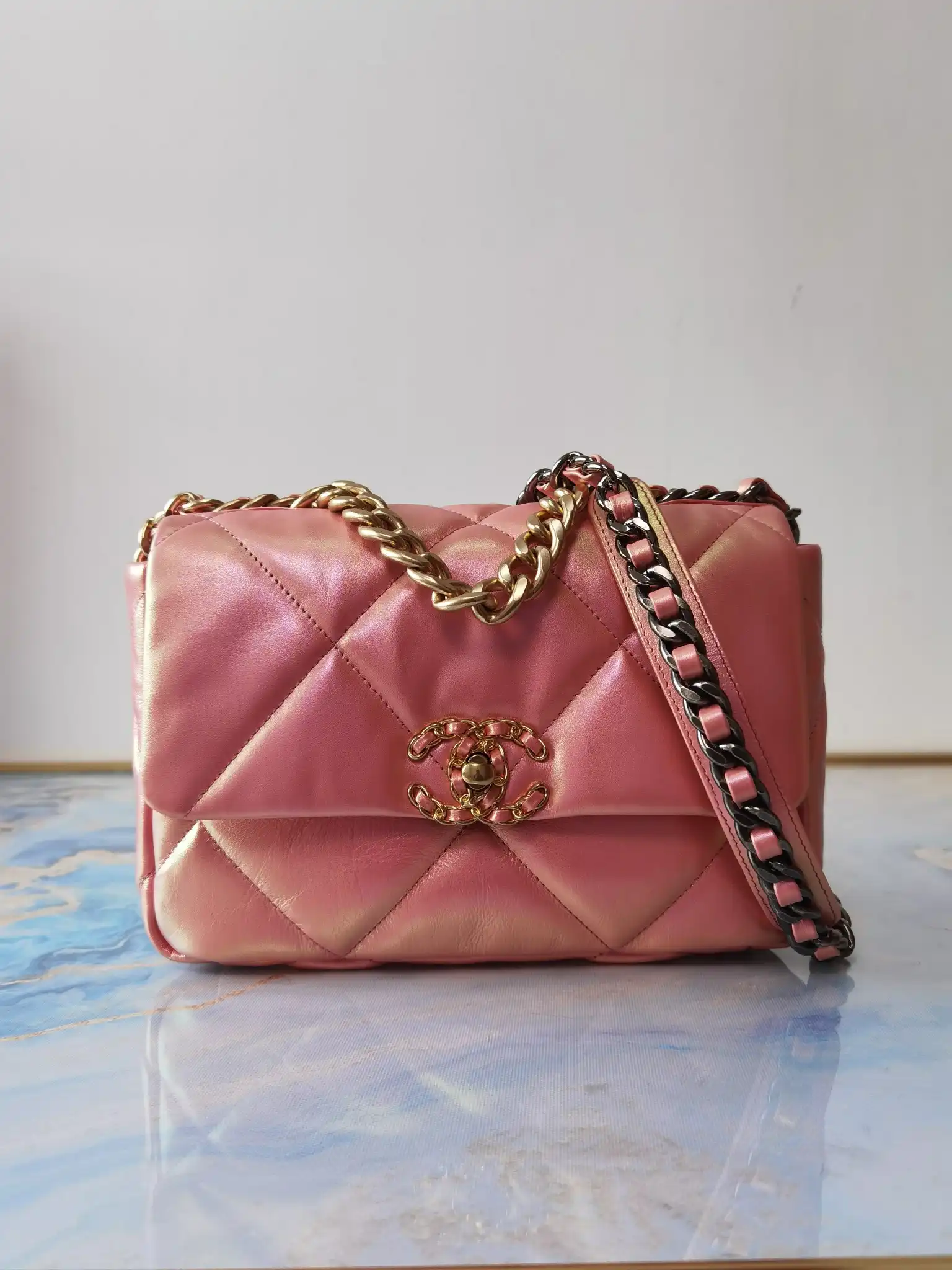 First Bag Ru CHANEL 19  FLAP BAG