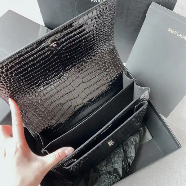 YSL SUNSET MEDIUM