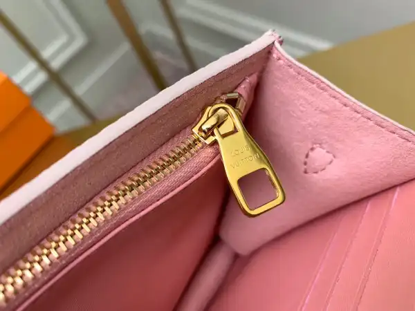 Frstbag ru LOUIS VUITTON CROISETTE CHAIN WALLET