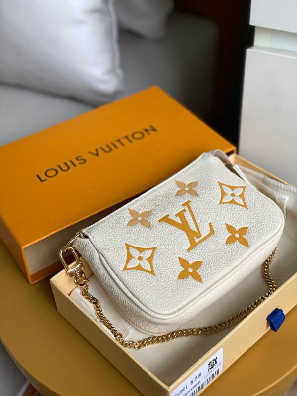 HOT SALE LOUIS VUITTON MINI POCHETTE ACCESSOIRES