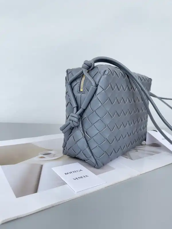 BOTTEGA VENETA Small Loop Camera Bag