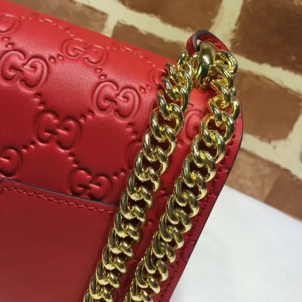 GUCCI Padlock small Gucci Signature shoulder bag