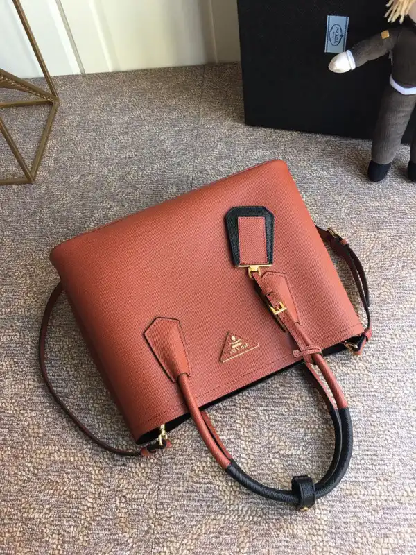 Yupoo bagsoffer PRADA Double Bag