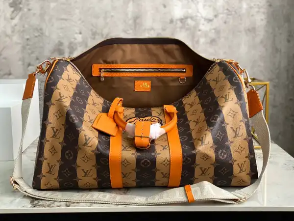 LOUIS VUITTON KEEPALL BANDOULIÈRE 50