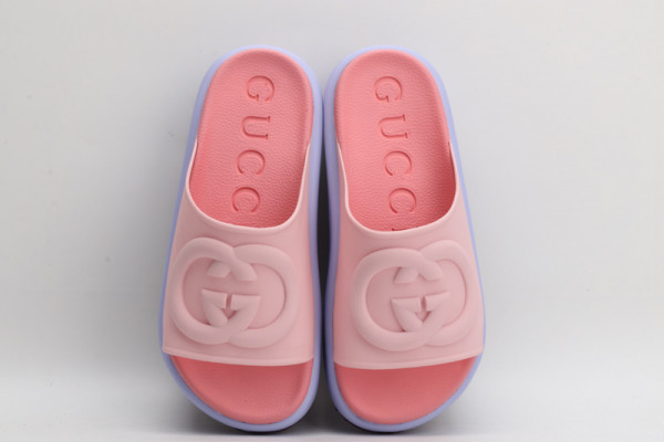 HOT SALE GUCCI slide with Interlocking G