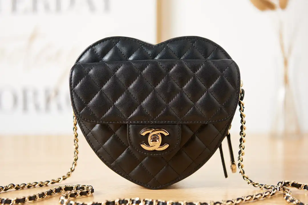 Frstbag ru CHANEL HEART BAG