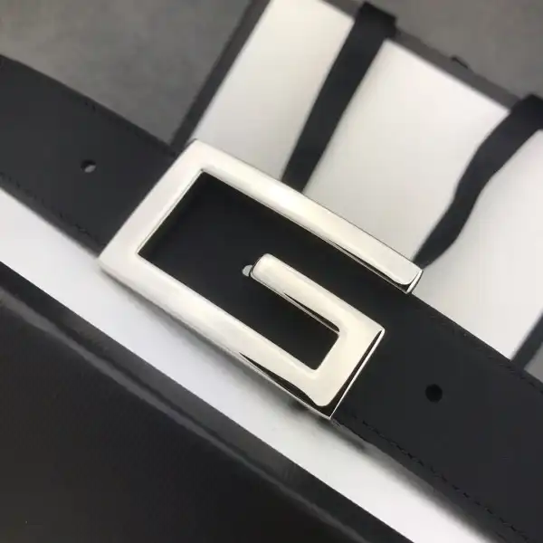 GUCCI BELT WITH GOLD HARDWARE OR SILVER HARDWARE