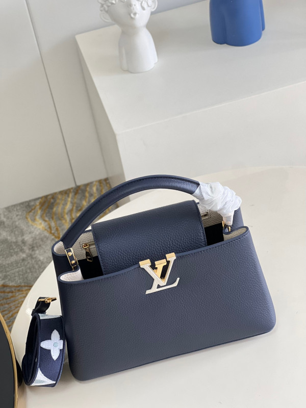 [FREE SHIPPING] LOUIS VUITTON CAPUCINES MM