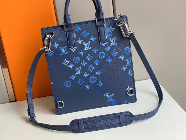 LOUIS VUITTON SAC PLAT ZIPPÉ