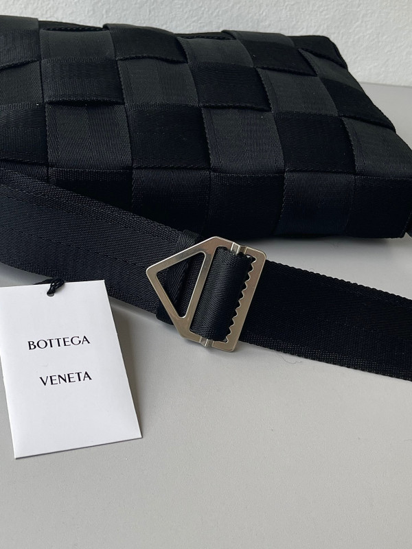 HOT SALE BOTTEGA VENETA CASSETTE Webbing