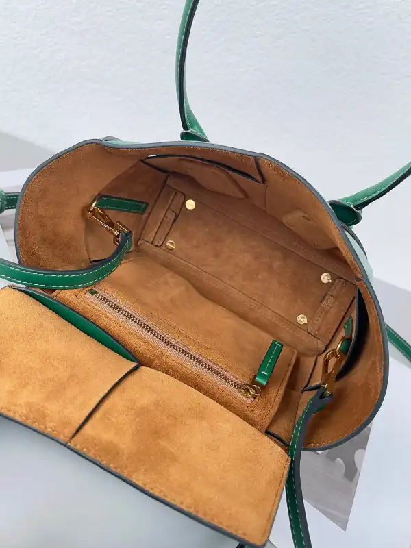 BOTTEGA VENETA MINI ARCO