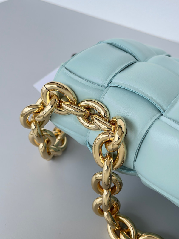 HOT SALE BOTTEGA VENETA THE CHAIN CASSETTE