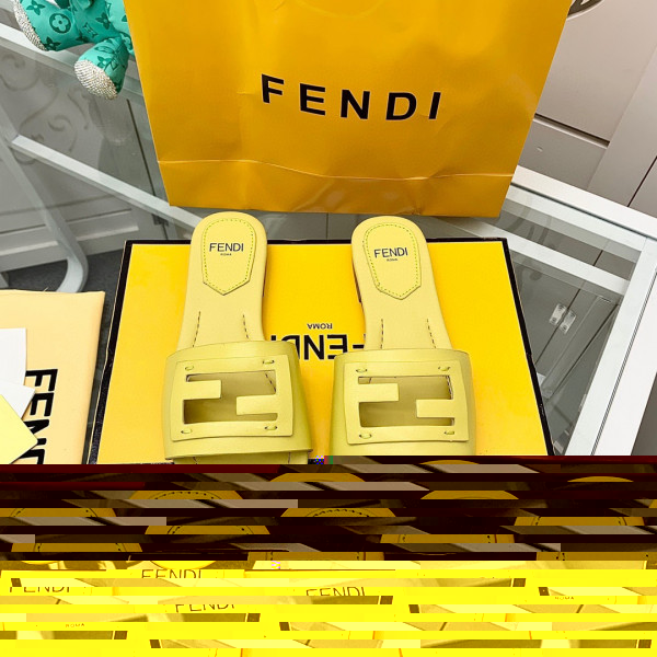 HOT SALE Fendi Signature