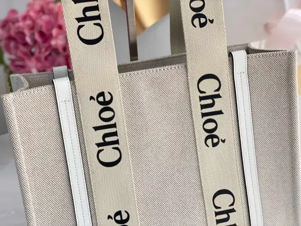 CHLOÉ medium woody tote bag