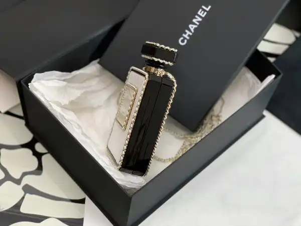 First Bag Ru CHANEL EVENING BAG