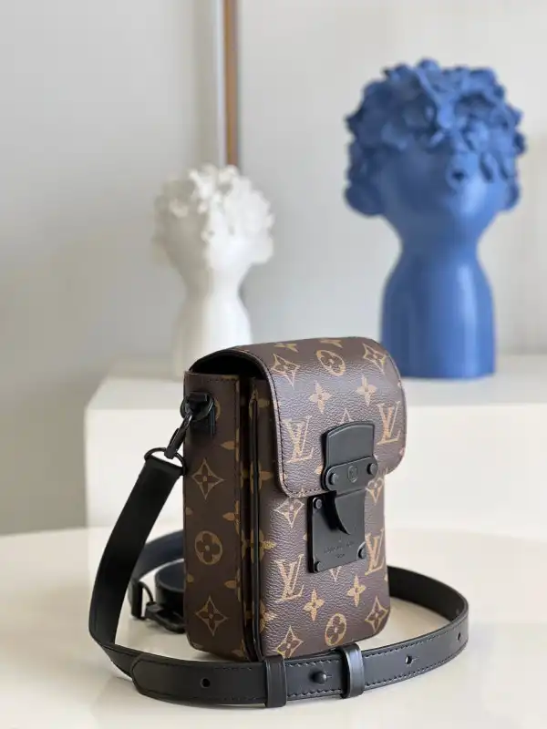 LOUIS VUITTON S-LOCK VERTICAL WEARABLE WALLET