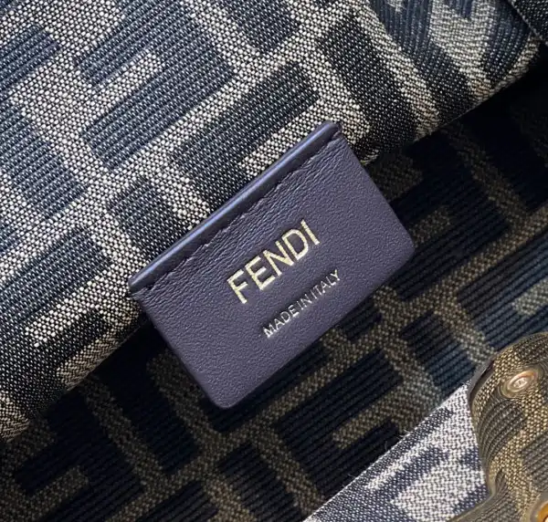 FENDI FIRST-32.5-15-23.5cm