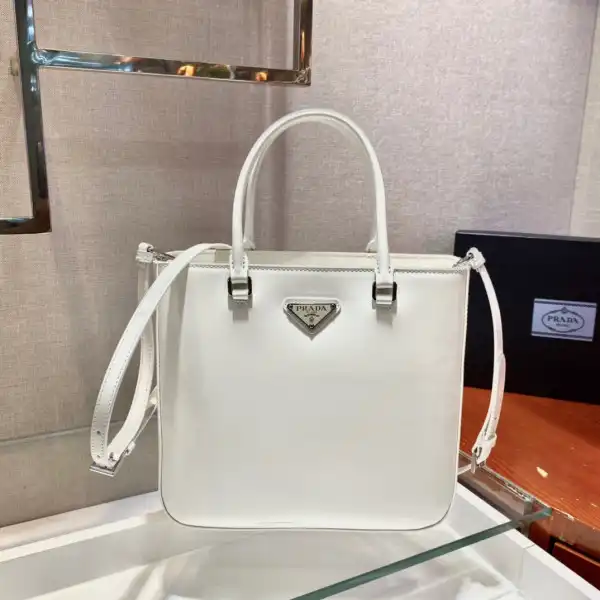 Bagsoffer PRADA LARGE brushed leather tote