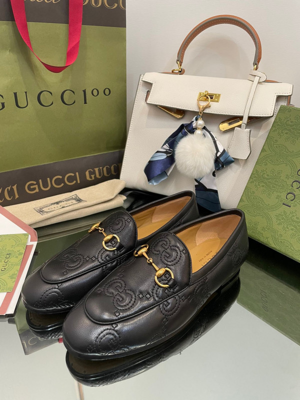 HOT SALE GUCCI GG Jordaan loafer