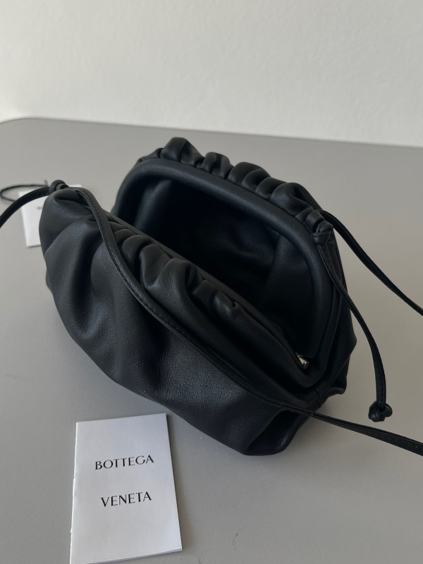 HOT SALE BOTTEGA VENETA MINI POUCH