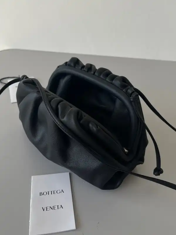 First Bag Ru BOTTEGA VENETA MINI POUCH