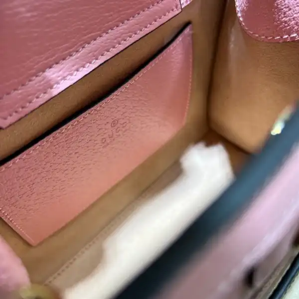 Frstbag ru Gucci Diana mini tote bag