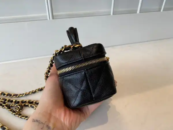 Frstbag ru CHANEL SMALL VANITY WITH CHAIN