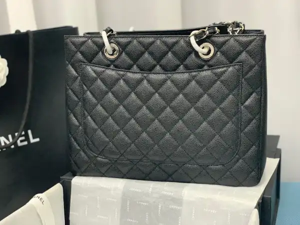 CHANEL TOTE BAG