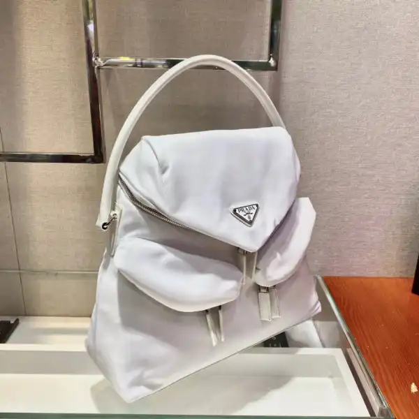 Bagsoffer yupoo PRADA Signaux nylon and leather hobo bag