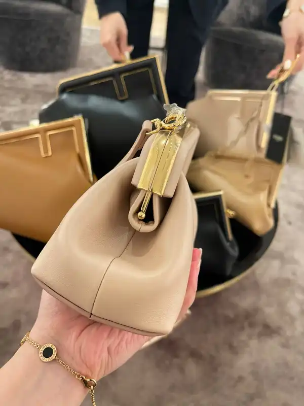 Yupoo bagsoffer FENDI FIRST