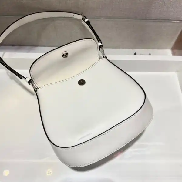 First bag ru Prada CHANELeo mini bag